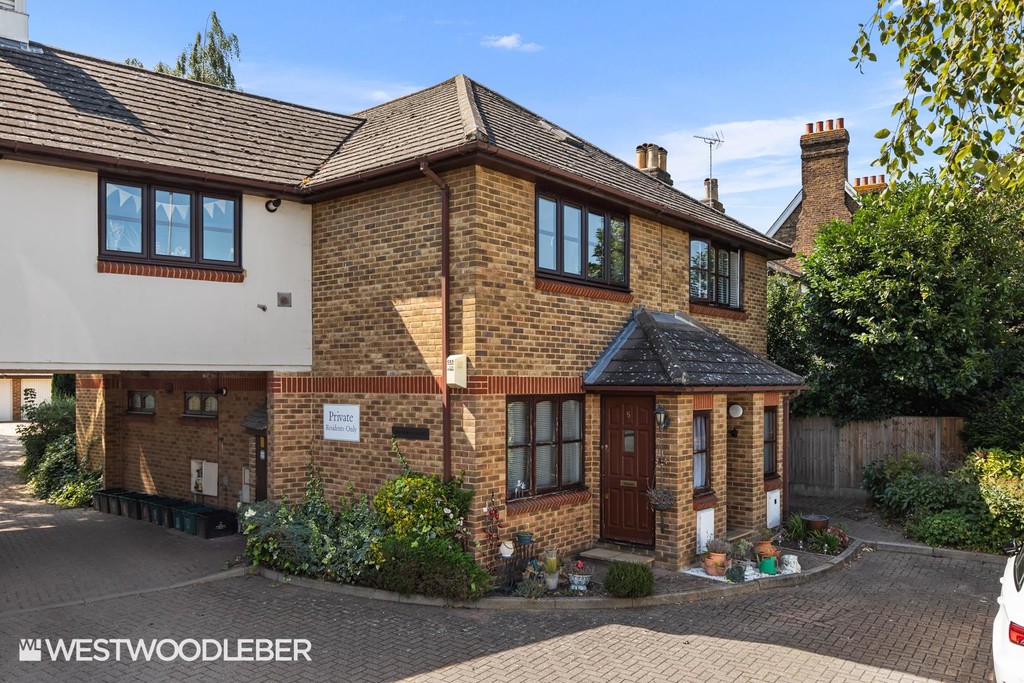 Ware Road, Hoddesdon, EN11