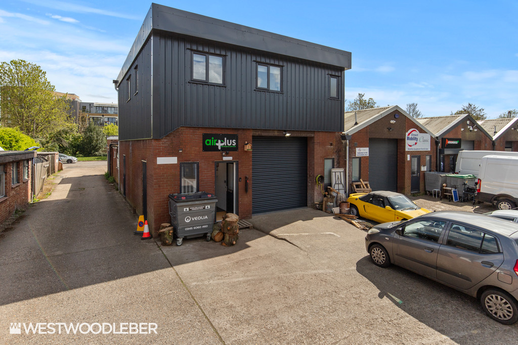 Dicker Mill, Hertford, SG13