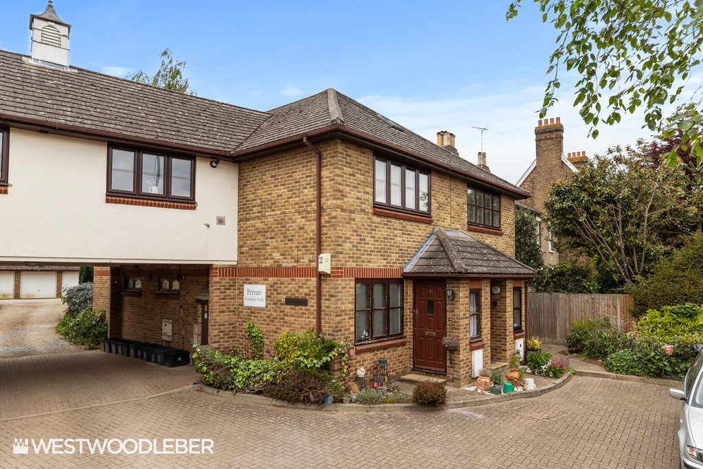 Ware Road, Hoddesdon, EN11