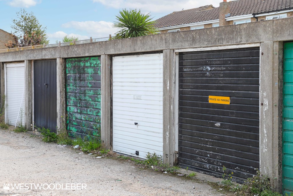Nursery Road, Hoddesdon, EN11