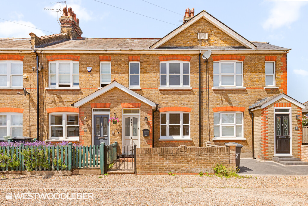 Century Road, Hoddesdon, EN11