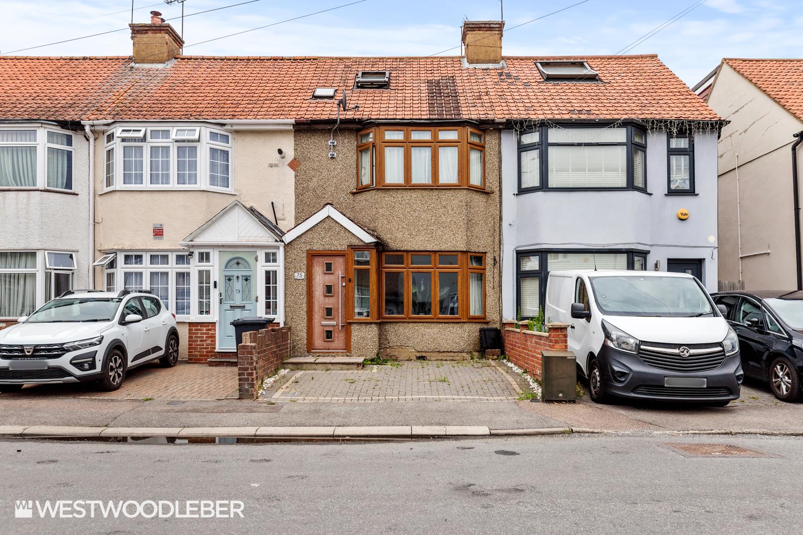 River Avenue, Hoddesdon, EN11