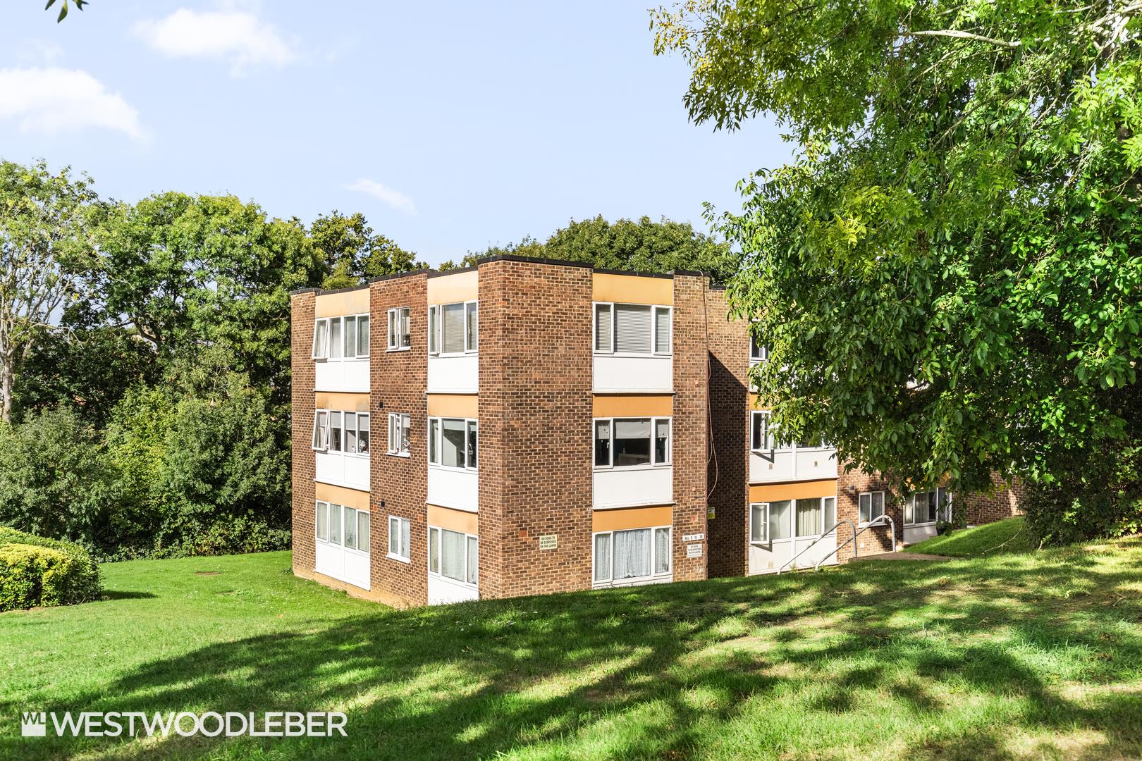 Hillside, Hoddesdon, EN11