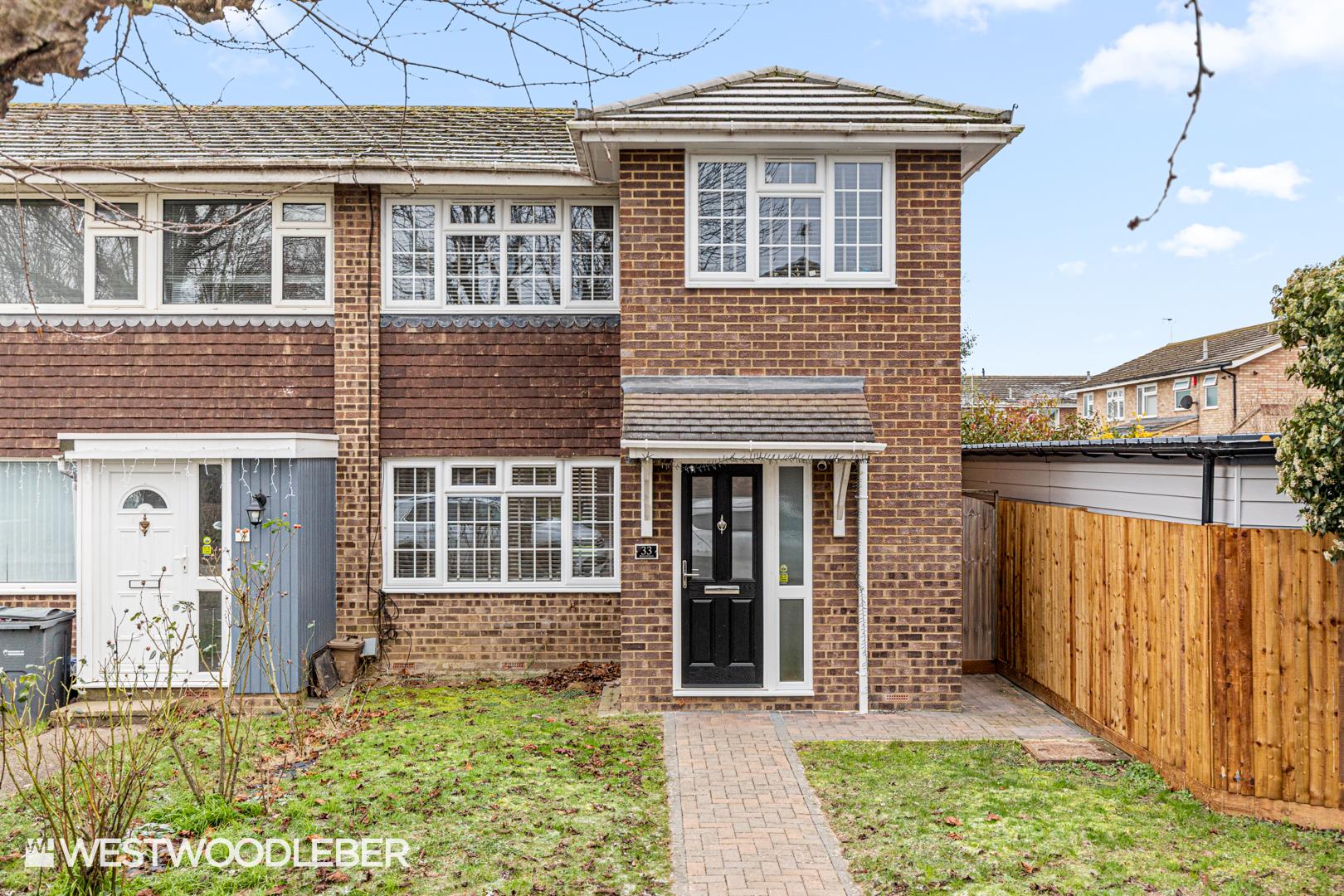 Beechfield, Hoddesdon, EN11