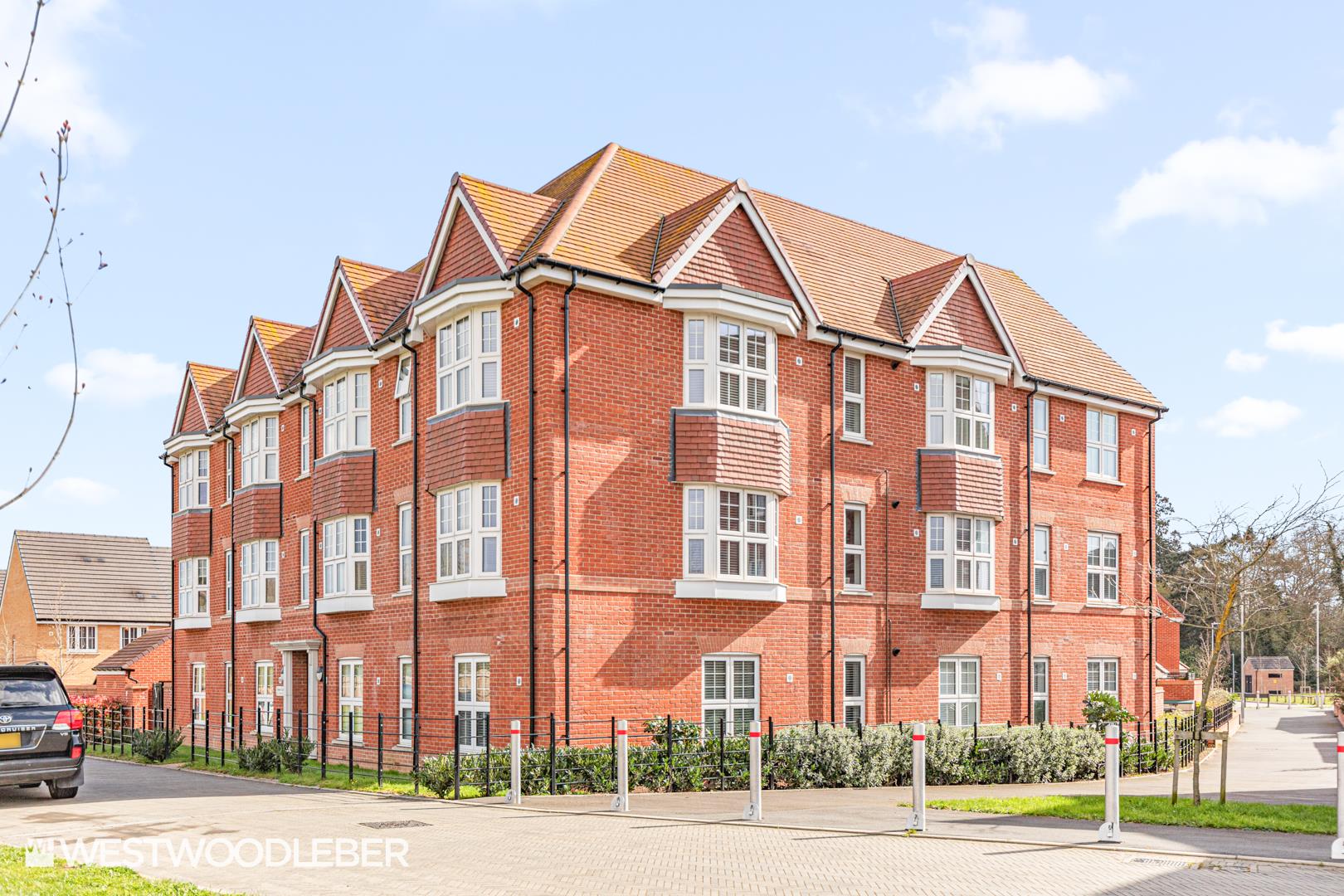 Moye Close, Hoddesdon, EN11