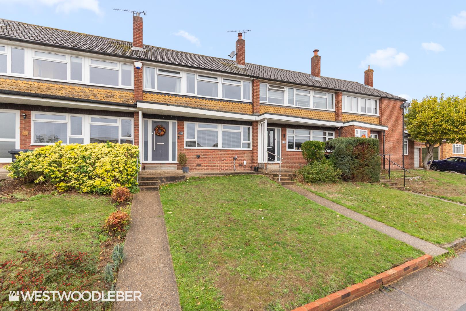 High Wood Road, Hoddesdon, EN11