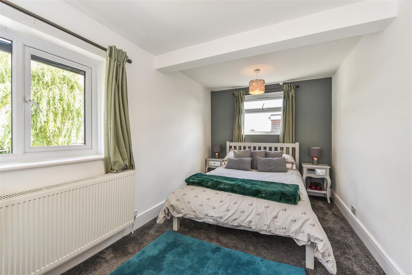 Property in Leith Avenue, Fareham, PO16