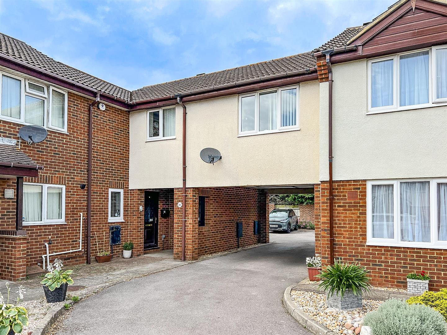Shrubbery Close, Portchester, PO16