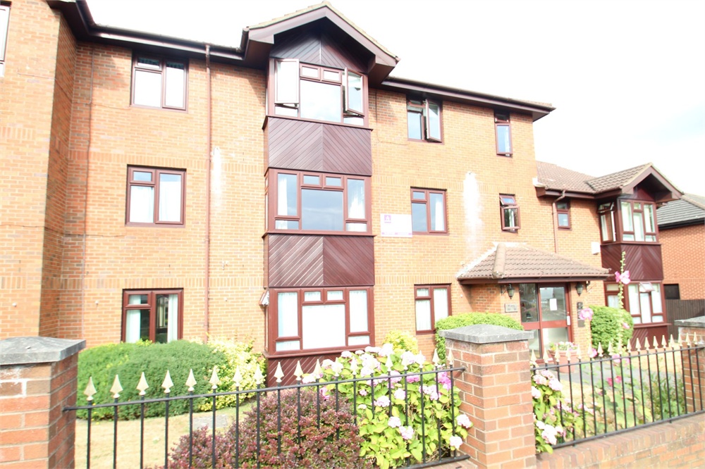 Property in Francis Court, GUILDFORD, GU2