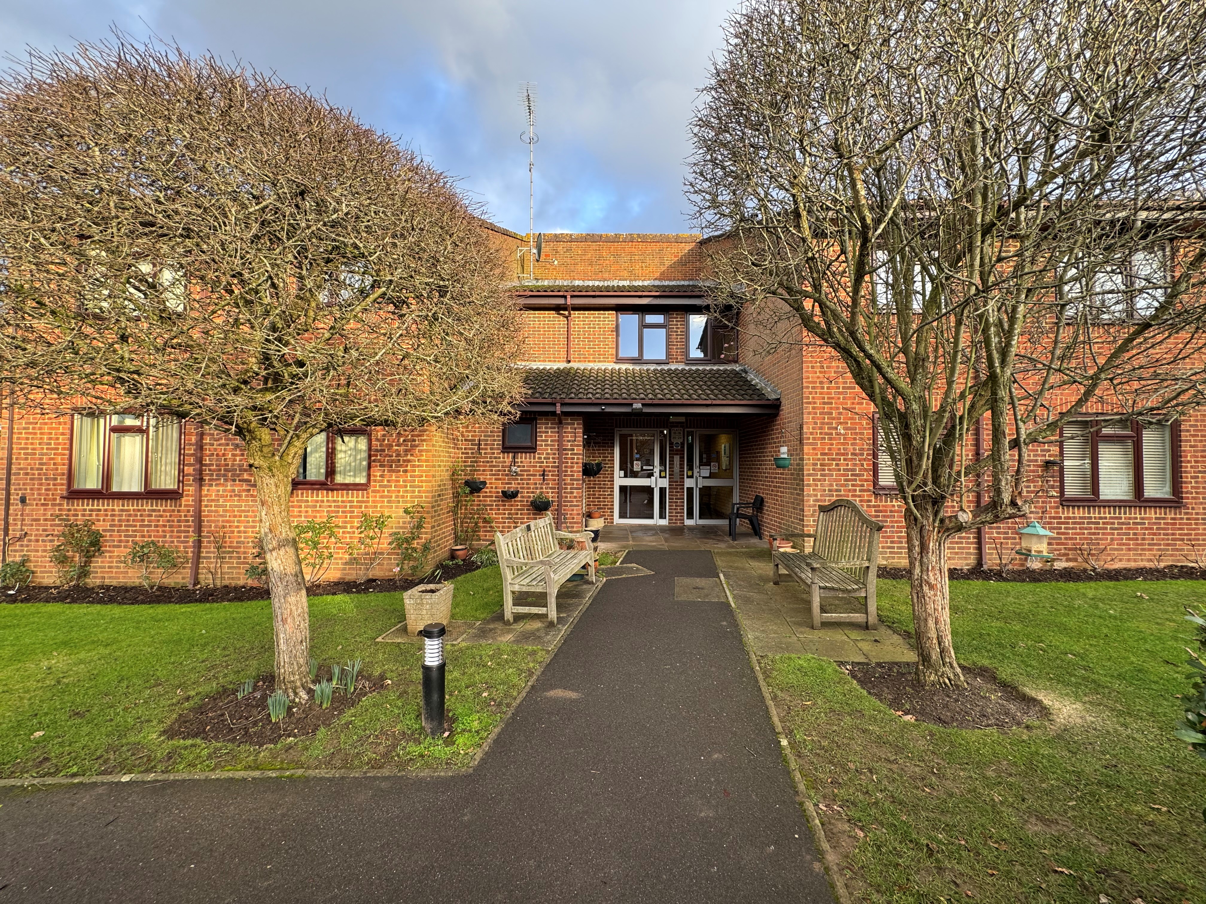 Tarragon Drive, Guildford, GU2