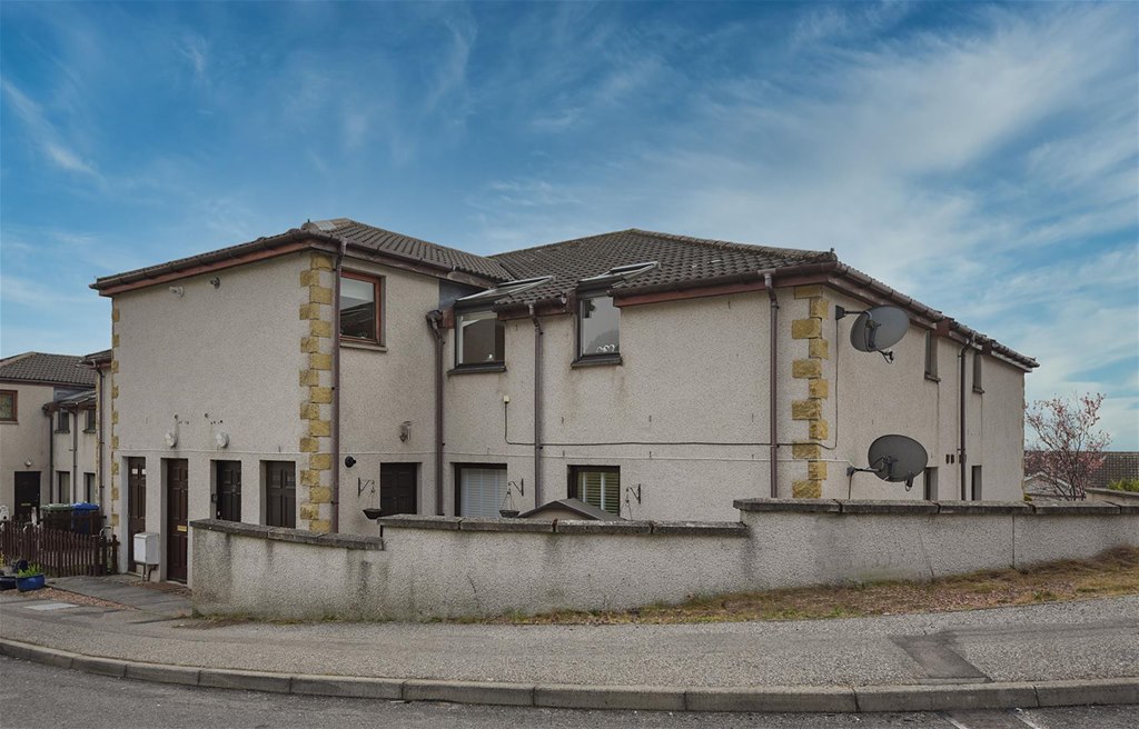 Estate Agents Inverness CURTISMcKINNELL Estate Agets