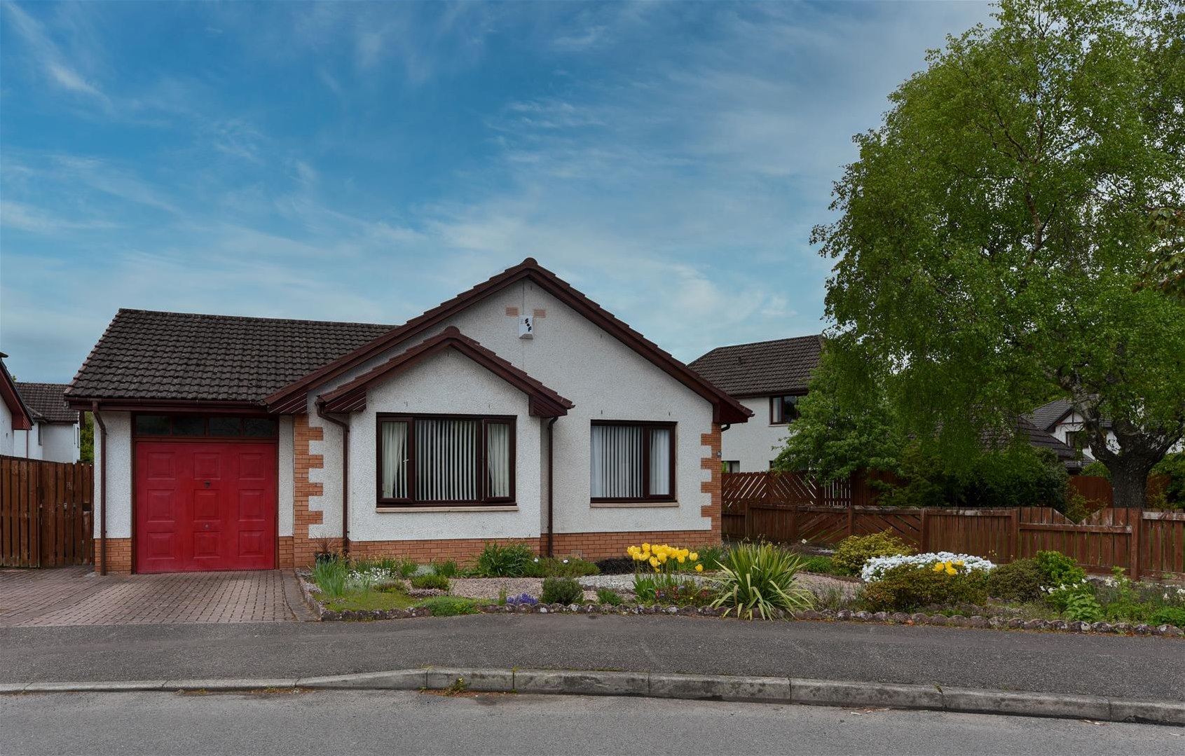 Estate Agents Inverness CURTISMcKINNELL Estate Agets