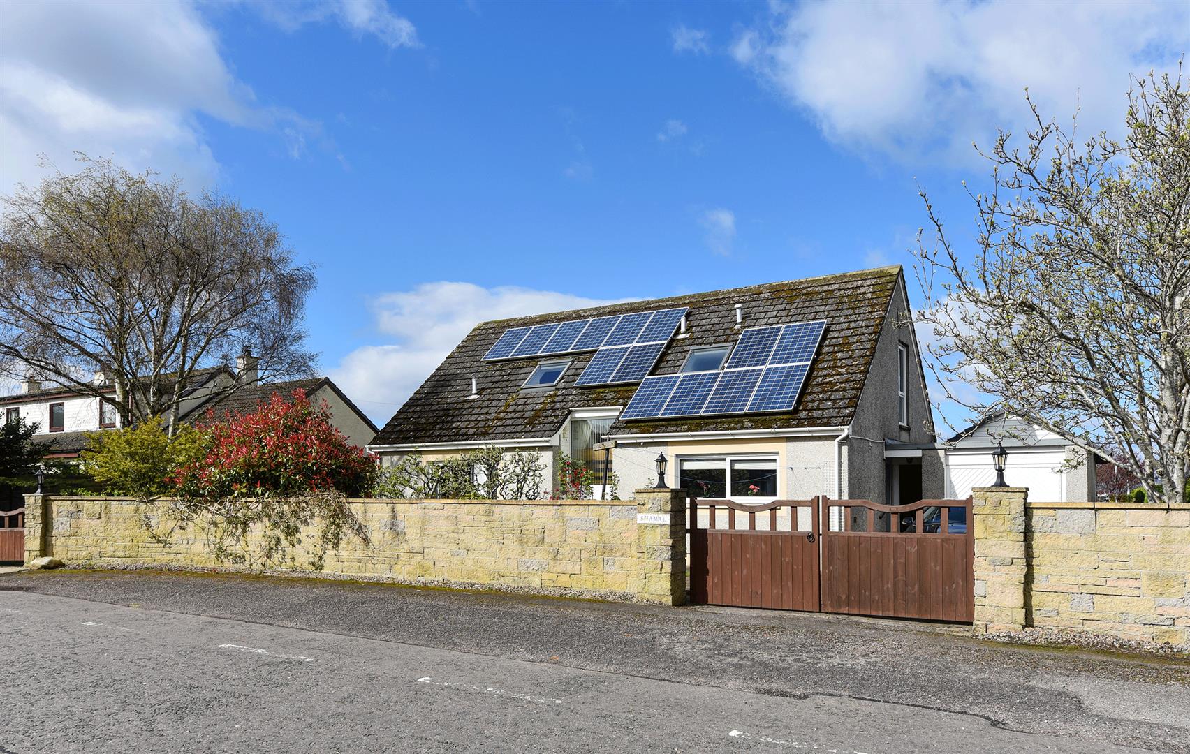 Property in Upper Cullernie, Balloch, Inverness, IV2 7HU