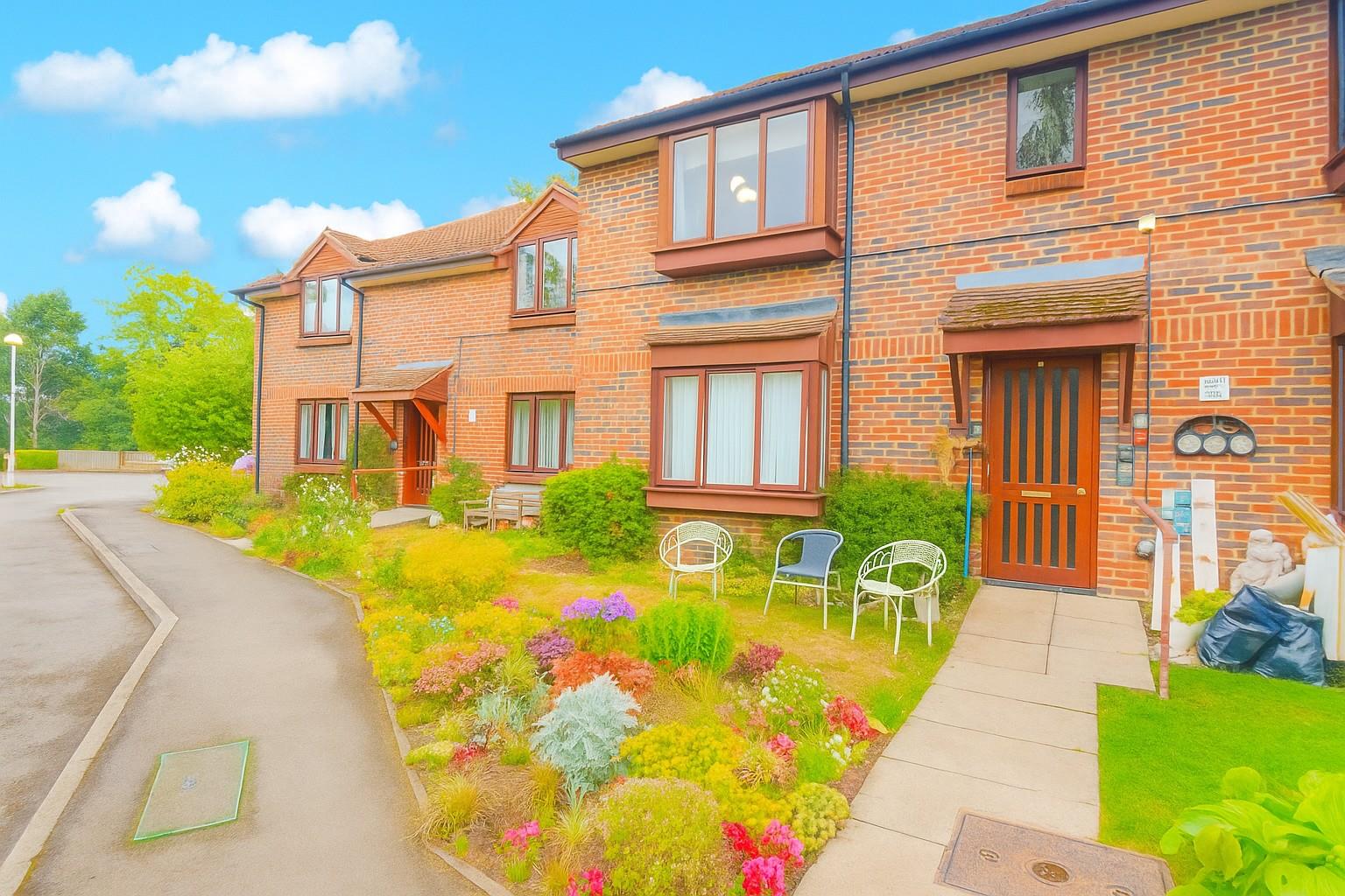 High Street, Abbots Langley, WD5