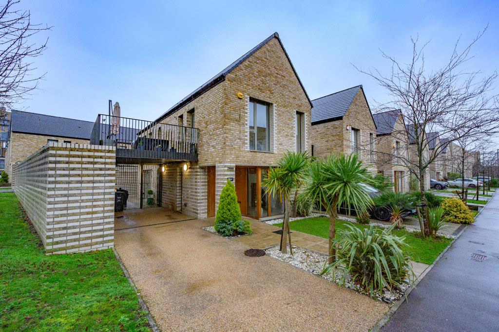 Camborne Road, Edgware, HA8