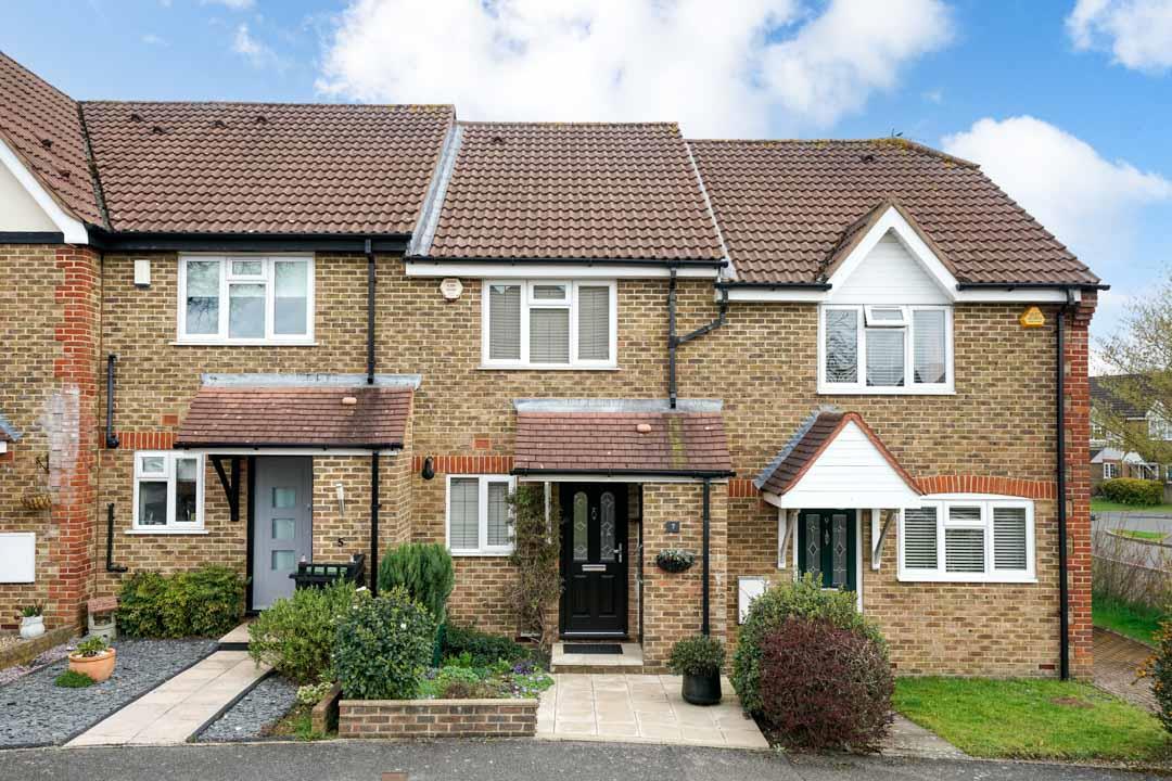 Glenmore Gardens, Abbots Langley, WD5