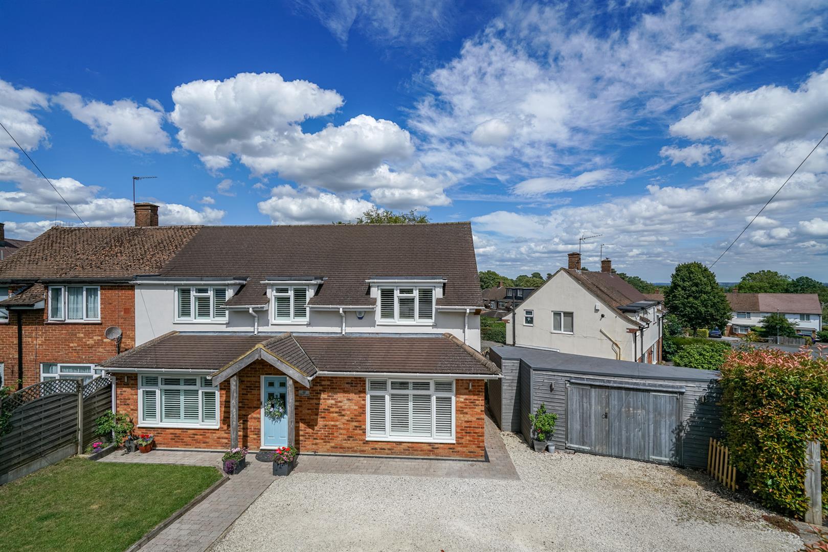 52 Tibbs Hill Road, ABBOTS LANGLEY, WD5