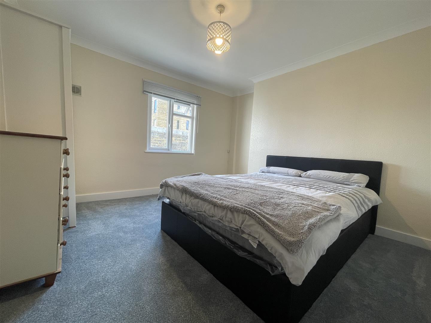 St. Albans Road, Watford, WD17