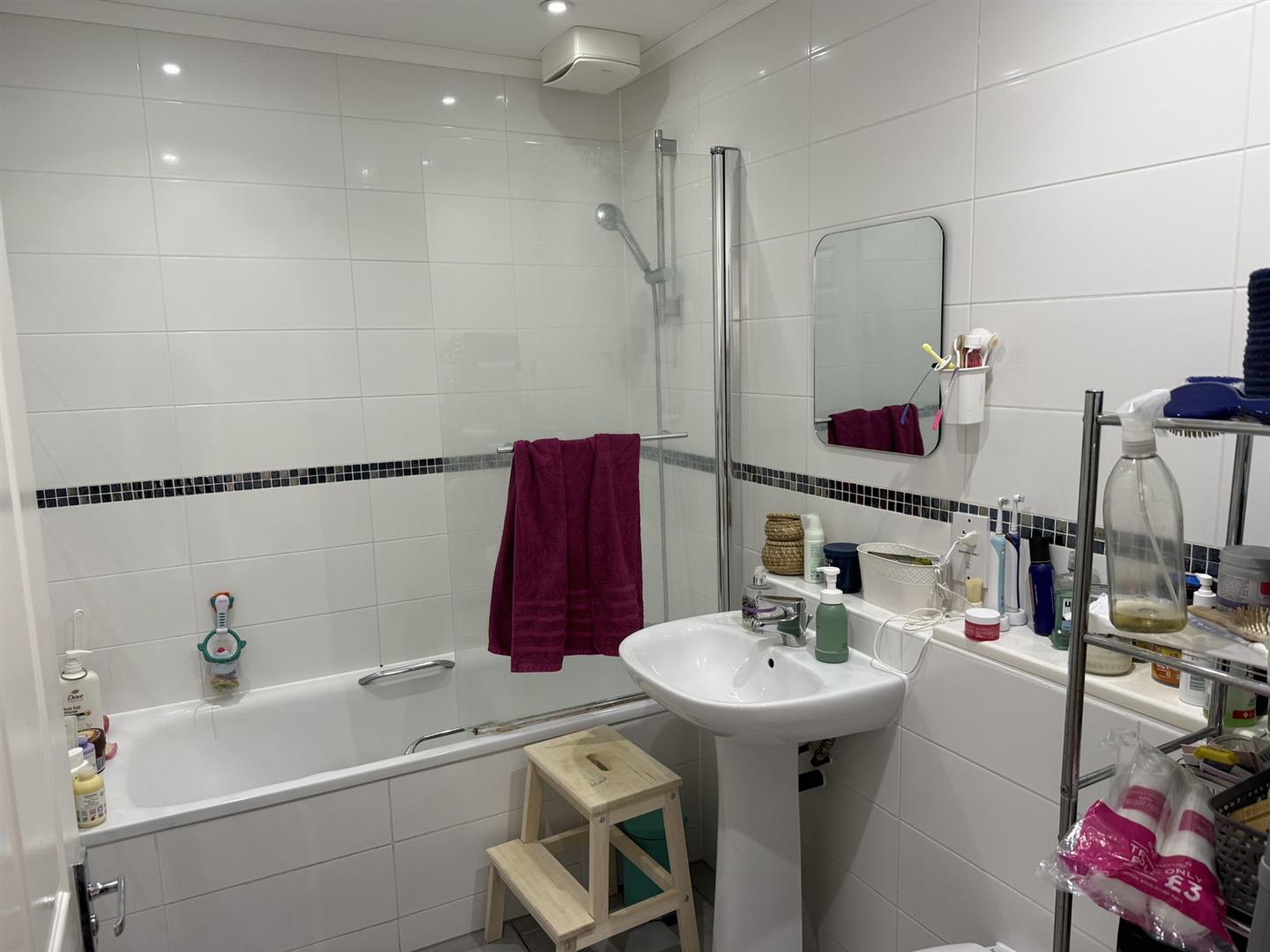 Loates Lane, Hertfordshire, WD17