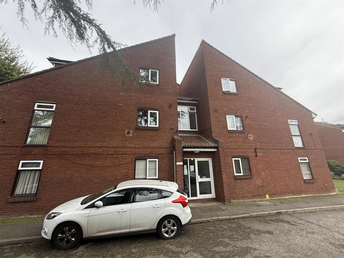 Lorane Court, Watford, WD17
