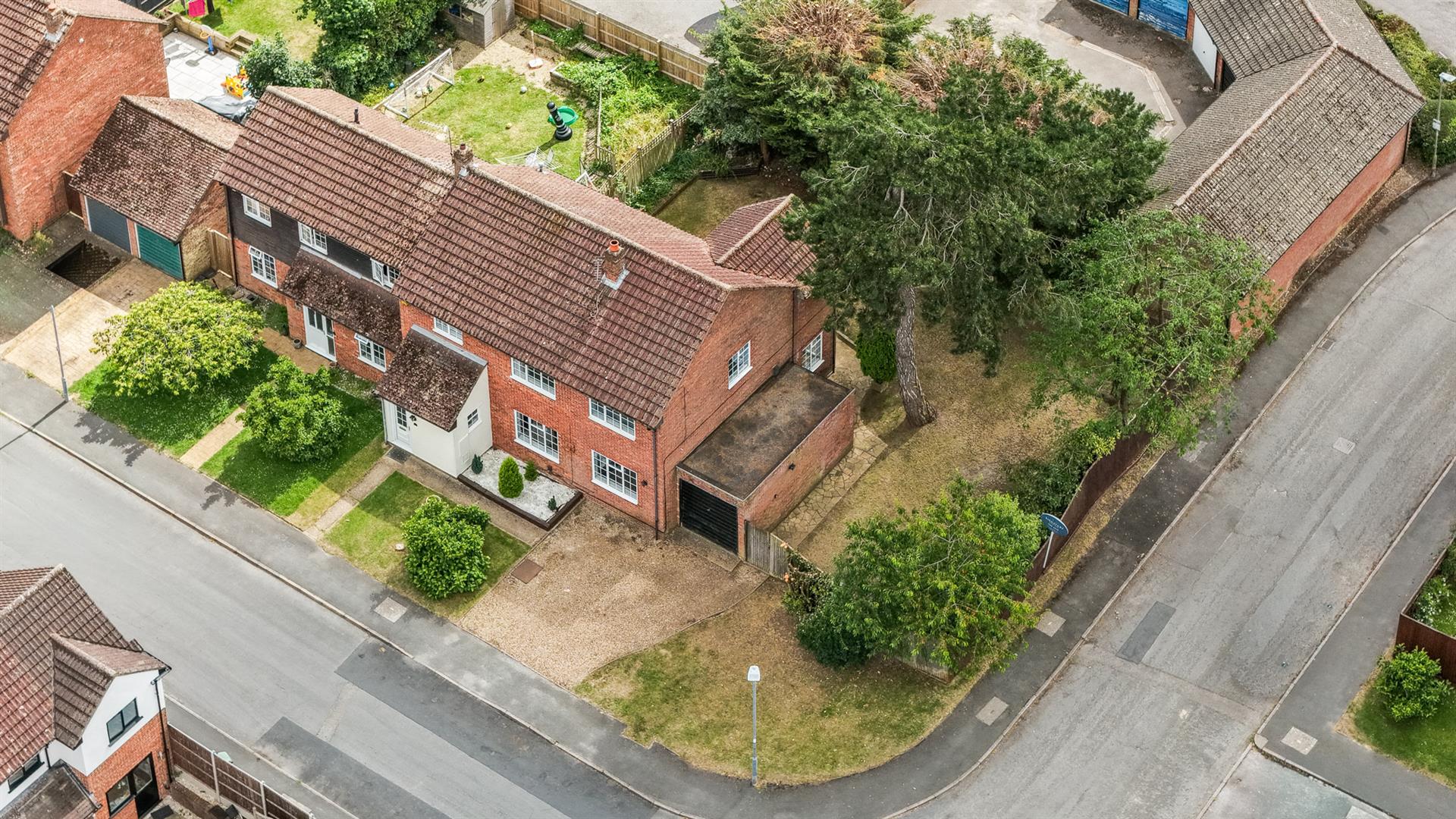 Farnham Close, Hemel Hempstead, HP3