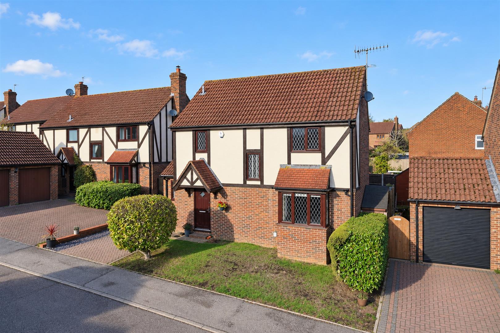 The Glades, Hemel Hempstead, HP1