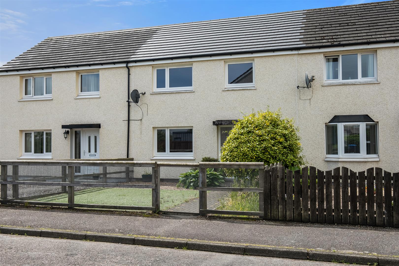 Property in Banavie Road, Caol, Fort William, Invernessshire, PH33 7JA