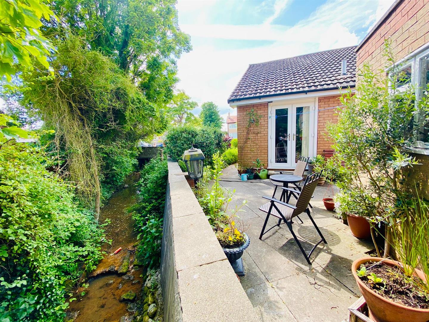 Property in Southgate, Hornsea, HU18