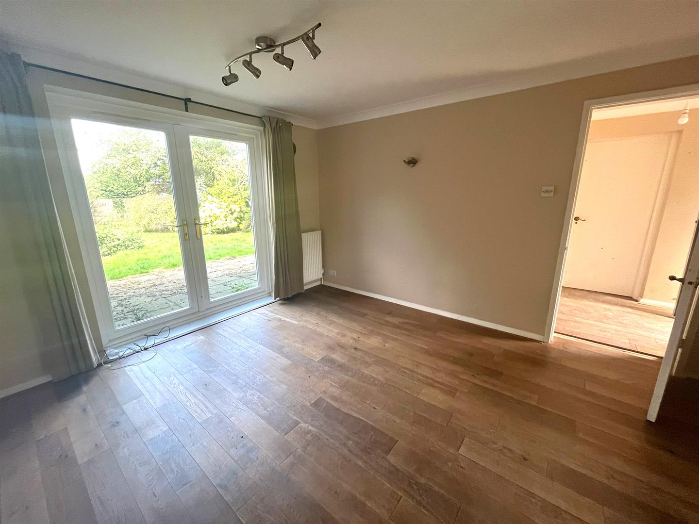 Property in Catfoss Road, Bewholme, YO25