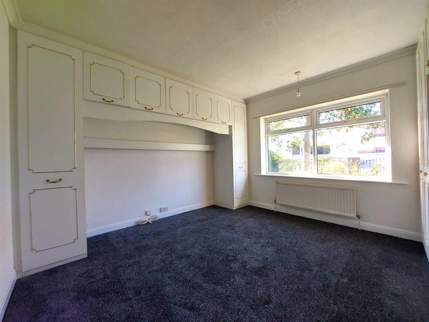 Property in Eastgate, Hornsea, HU18
