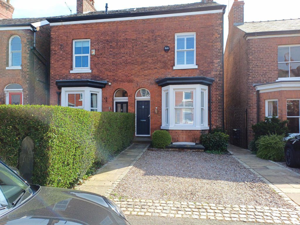 Chapel Lane, Wilmslow, SK9