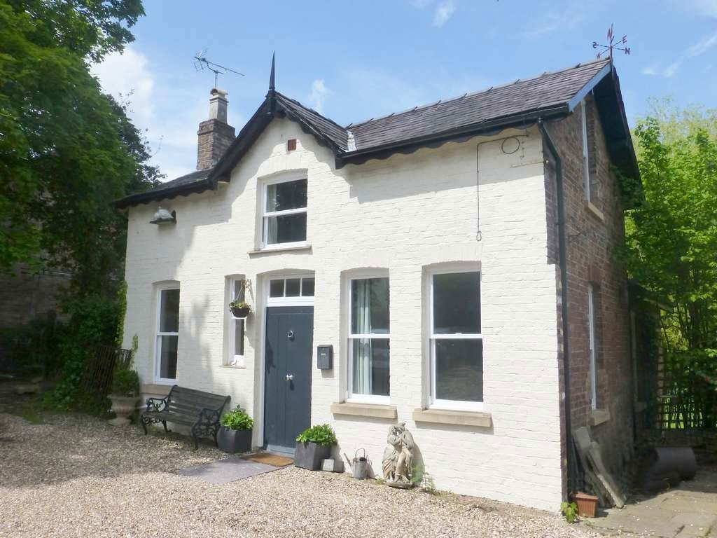 Knutsford Road, Alderley Edge, SK9