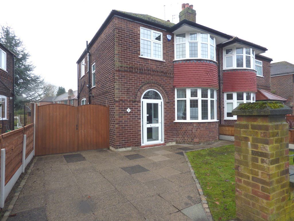 De Quincy Road, Timperley, WA14