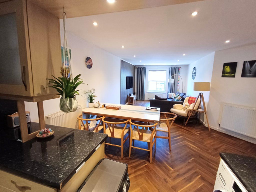 London Road, Alderley Edge, SK9