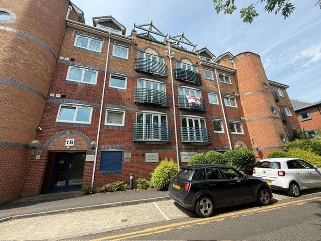 Britannia Quay, Sale, M33