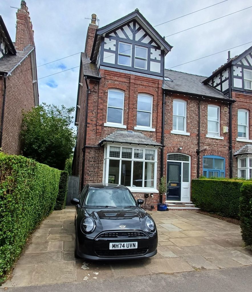 Trafford Road, Alderley Edge, SK9