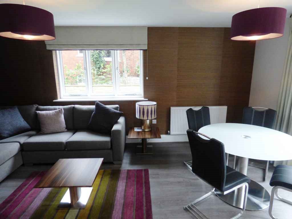 The Avenue, Alderley Edge, SK9