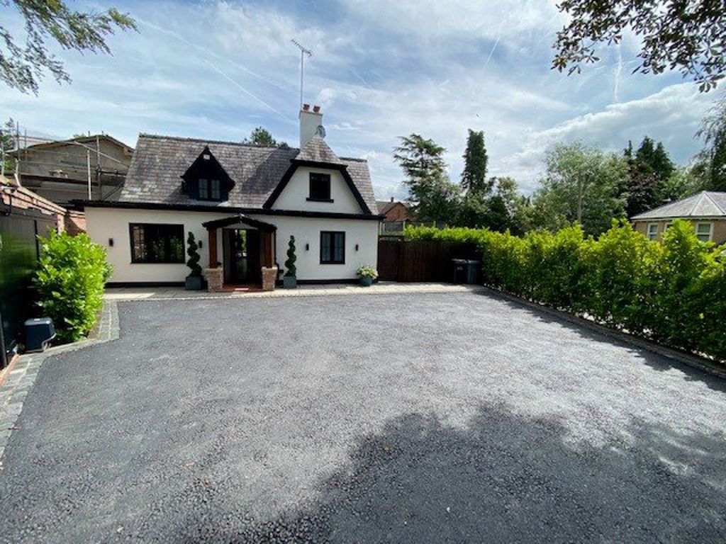 Wilmslow Park North, Wilmslow, SK9