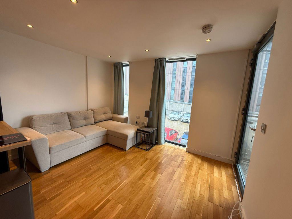 Milllennium Tower, Salford, M50
