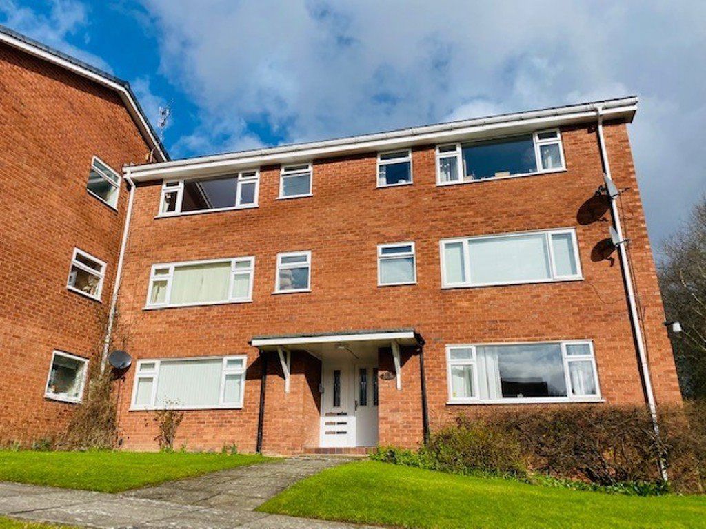 Beech Farm Drive, Macclesfield, SK10