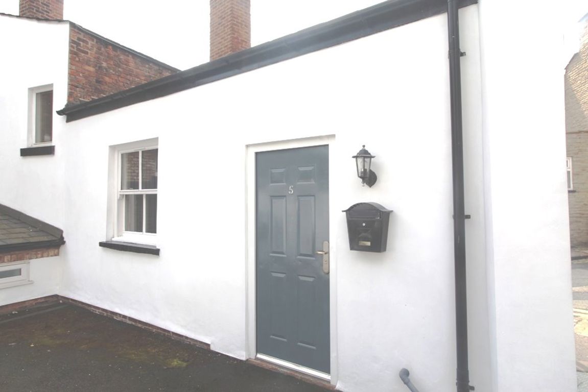 Mill Lane, Macclesfield, SK11