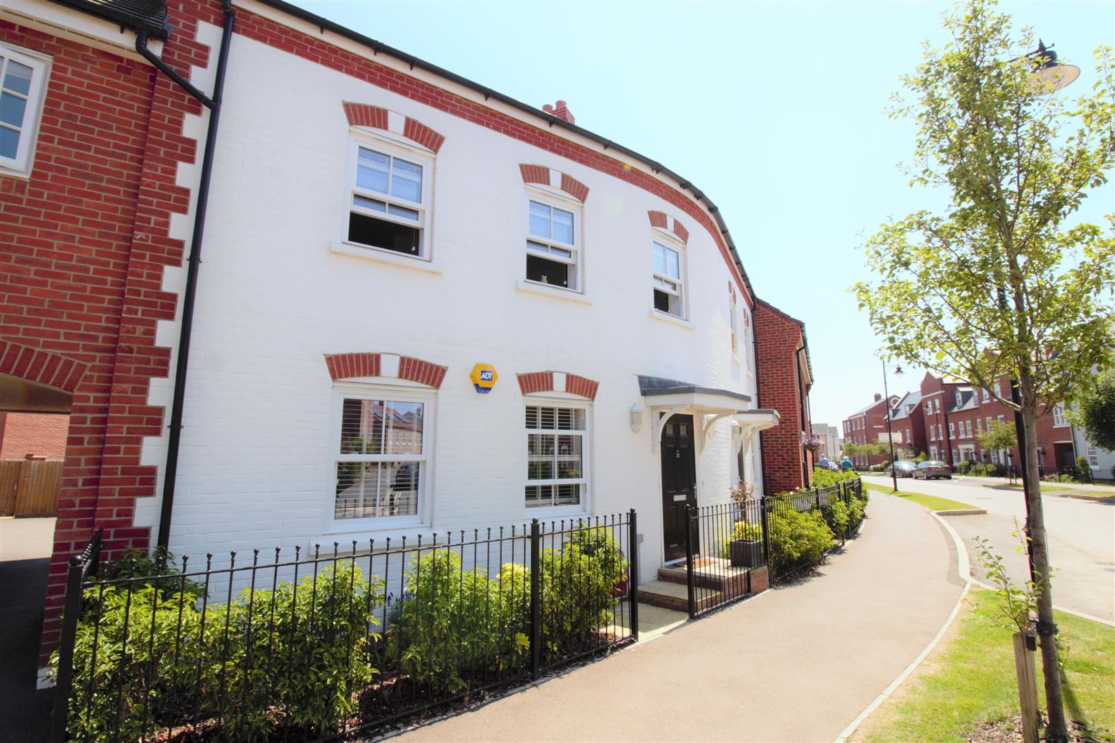 Property in Anglia Way, Great Denham, Bedford, Bedfordshire, MK40 4SD