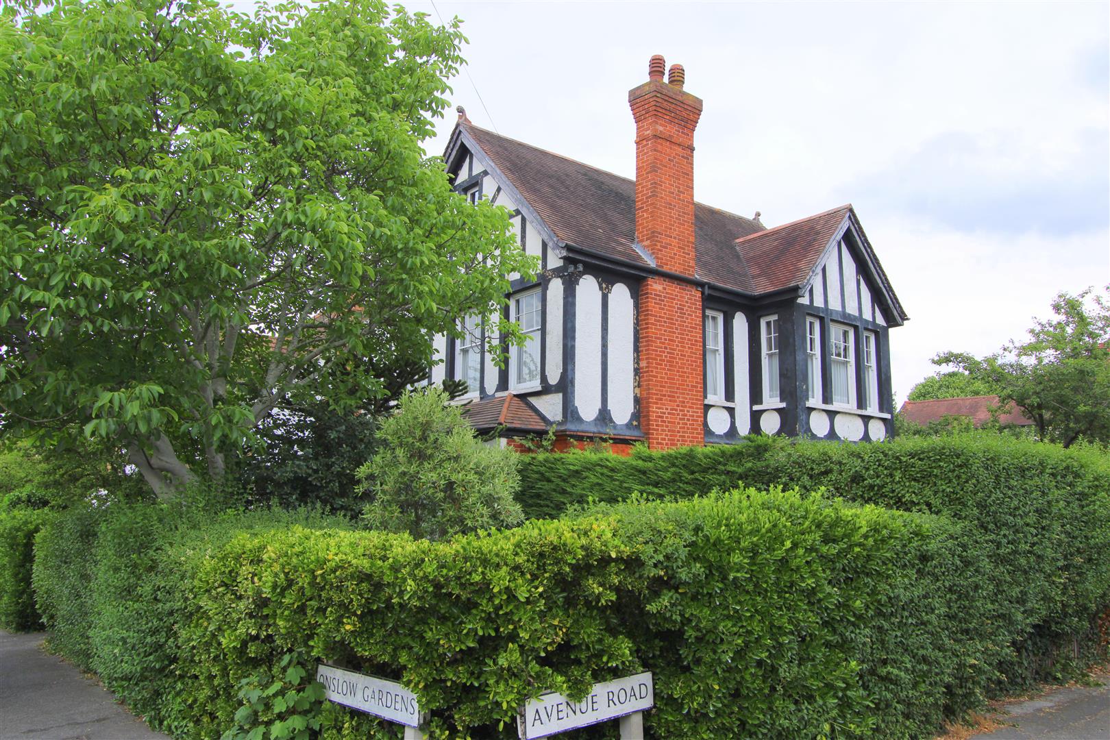 Property in Onslow Gardens, Wallington, SM6