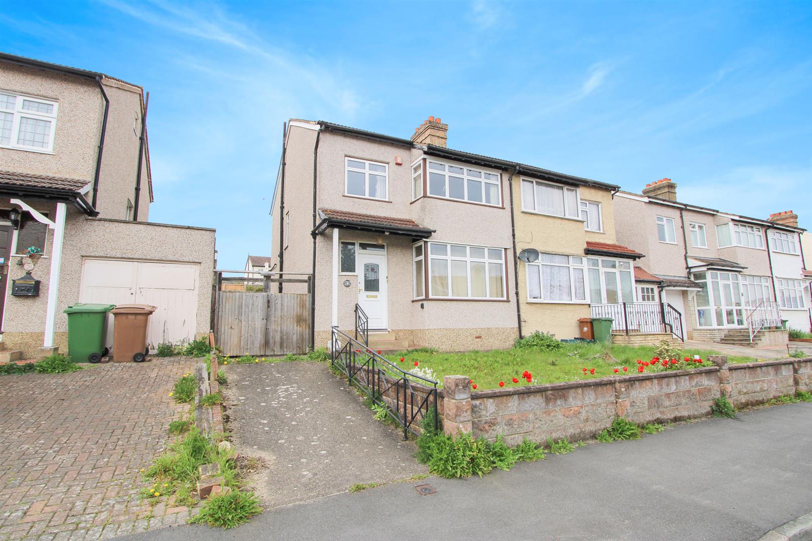 Property in Oxford Road, Carshalton Beeches, SM5