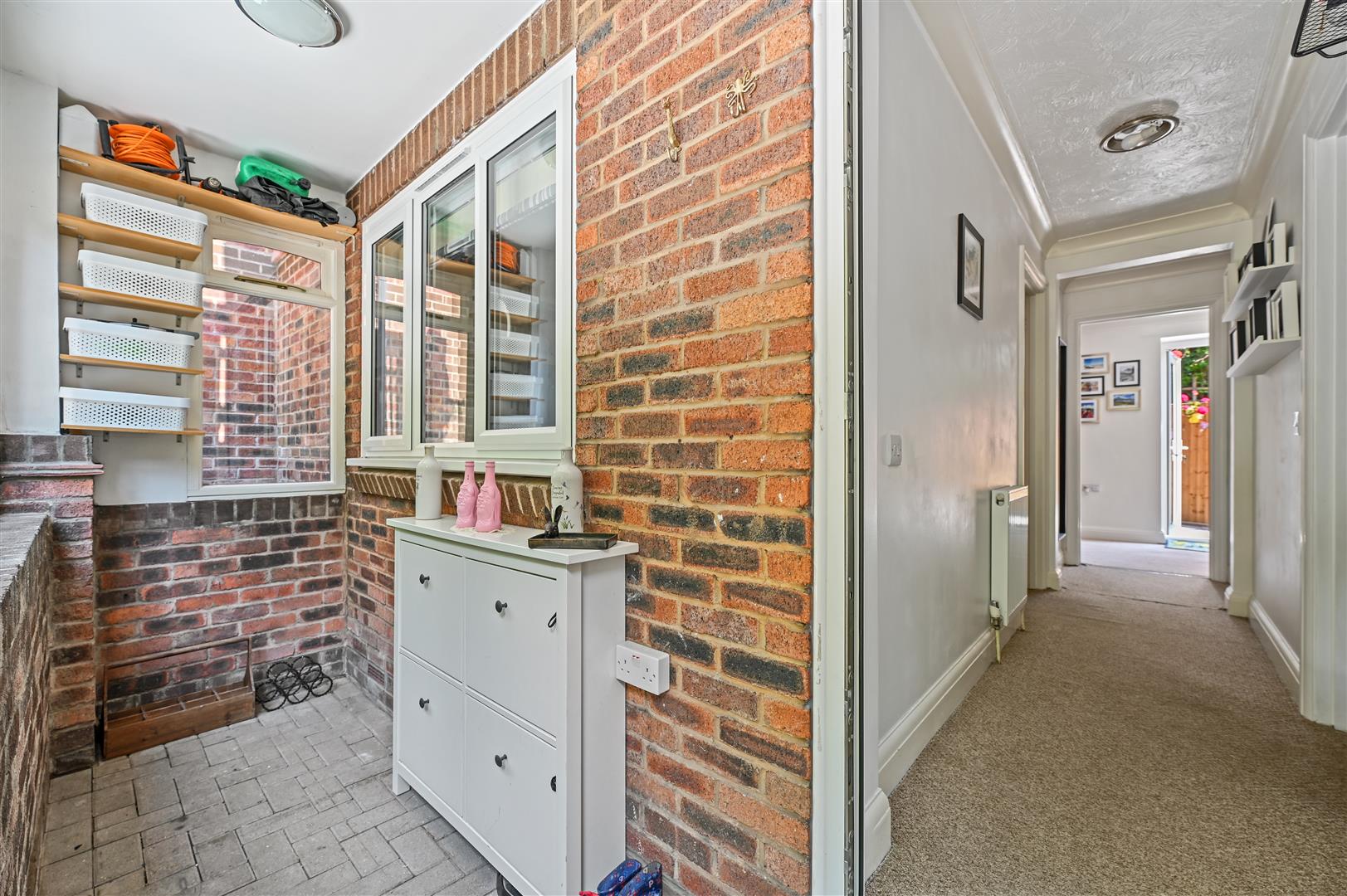 Property in Alpine View, Carshalton Beeches, SM5