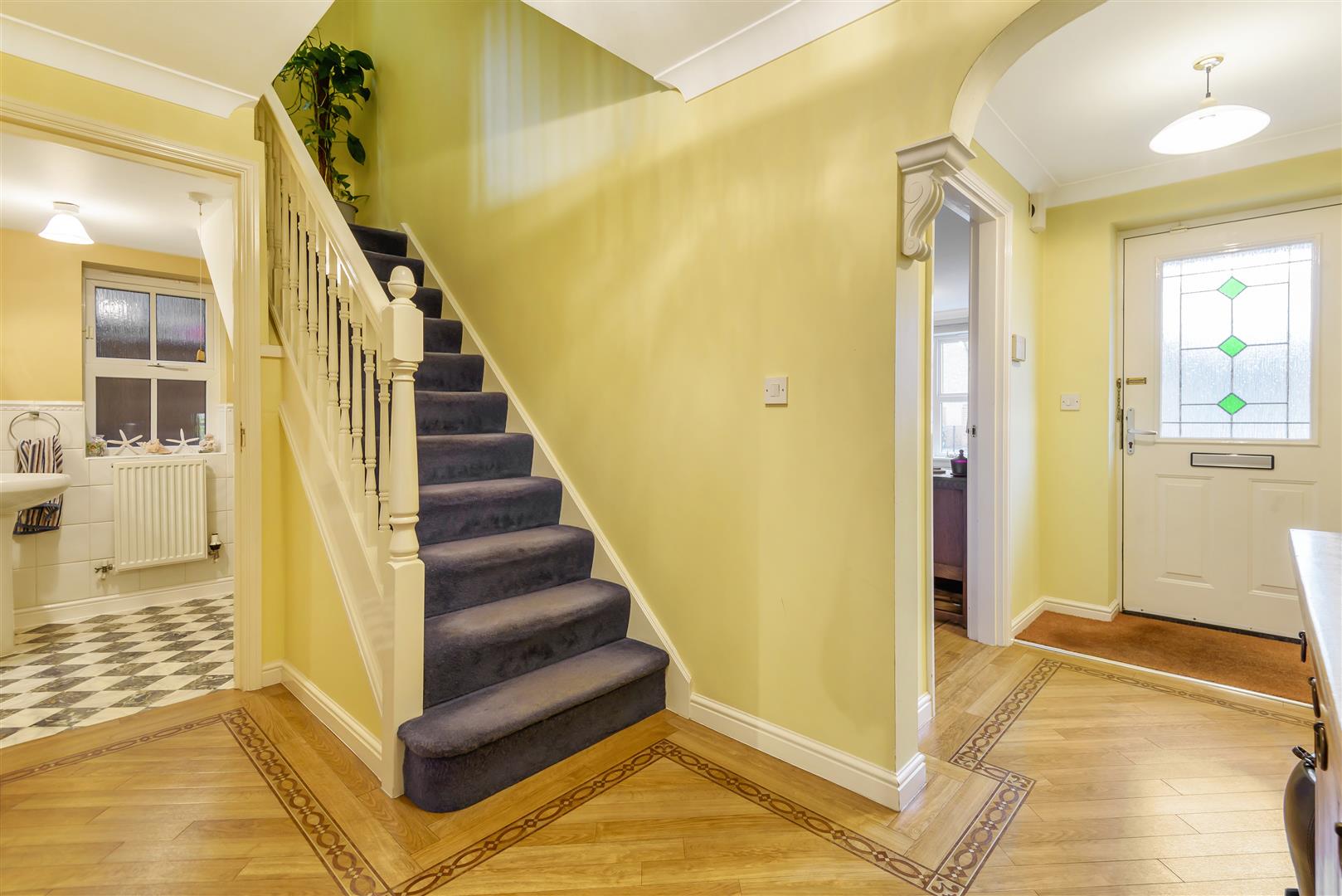 Property in Burns Close, Carshalton Beeches, SM5