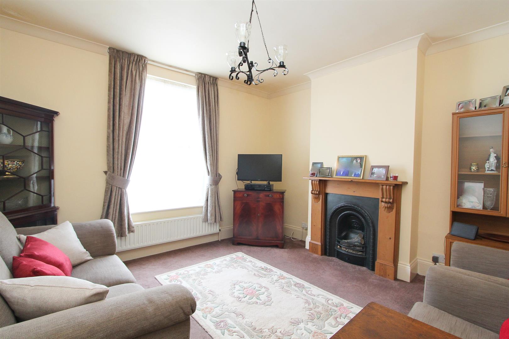 Property in Carshalton Grove, Sutton, SM1