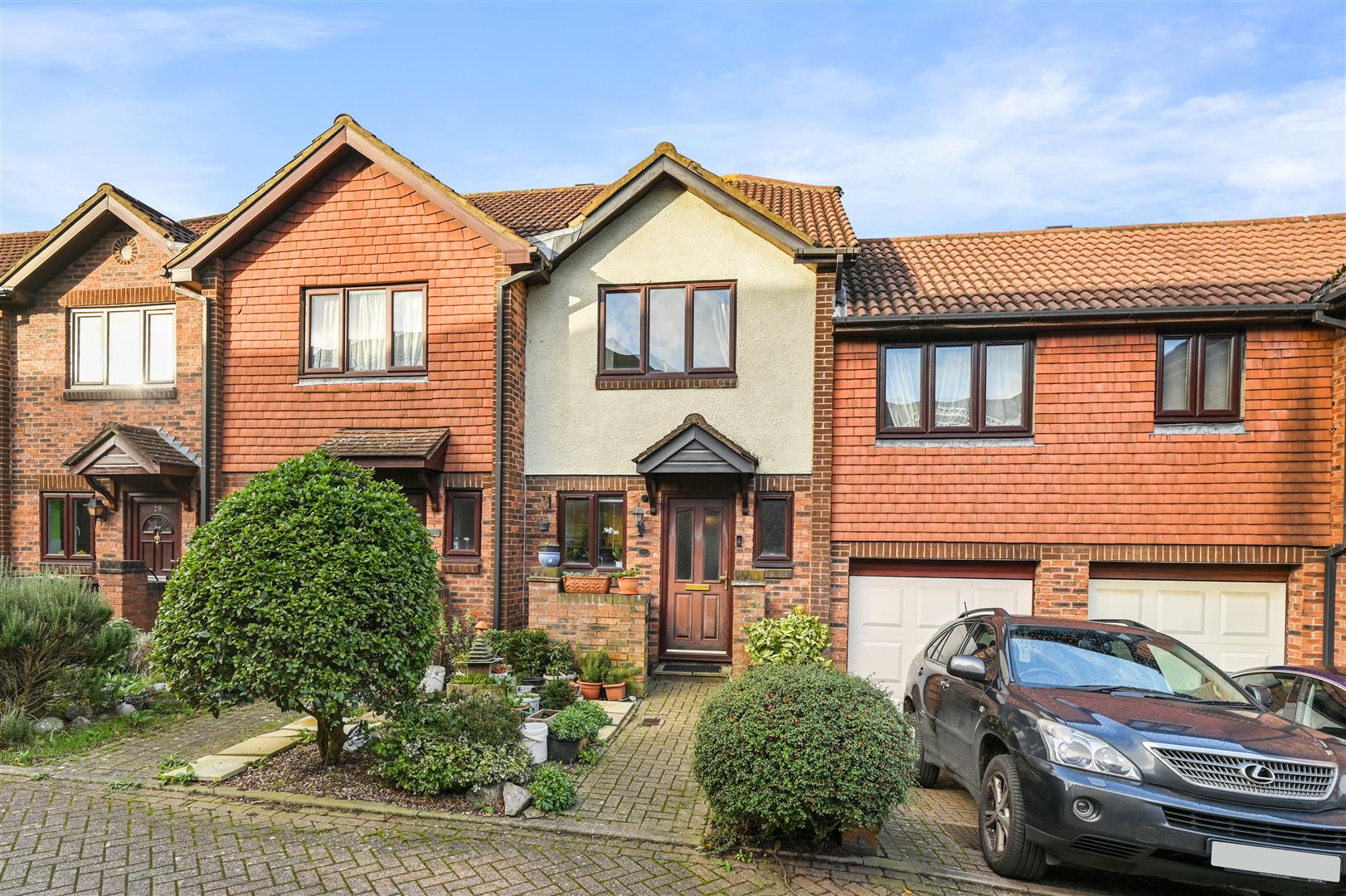 Property in Alpine View, Carshalton, SM5