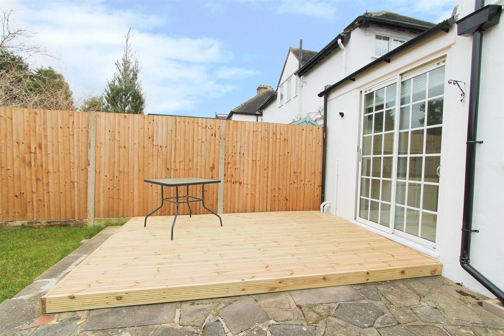 Property in Shirley Avenue, Sutton, SM1