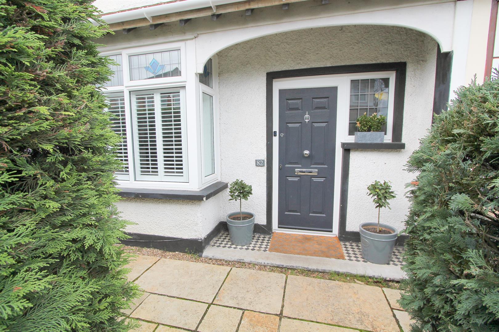 Property in Gordon Road, Carshalton Beeches, SM5